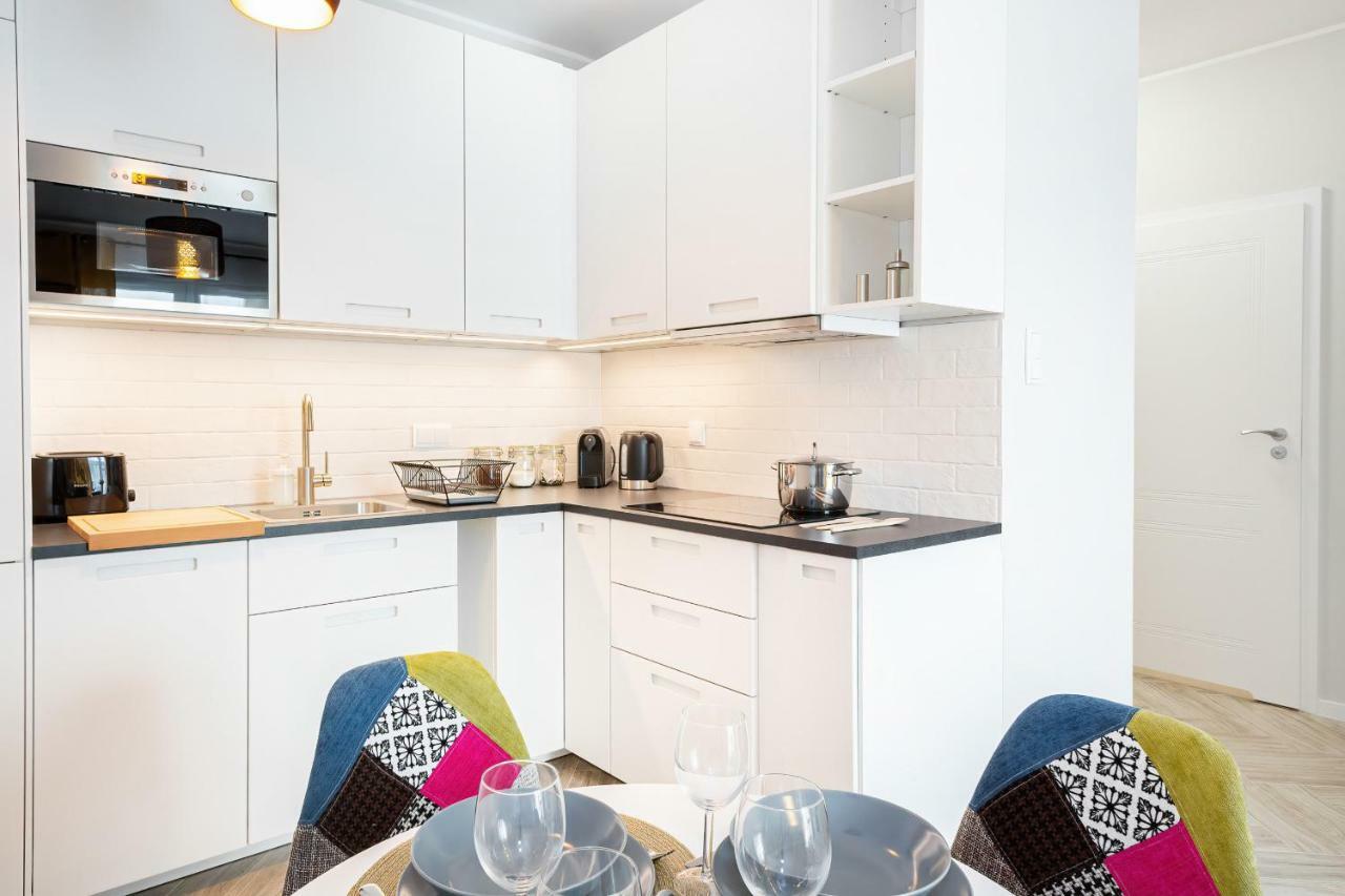 Apartments Rondo Wiatraczna By Noclegi Renters Varšava Exteriér fotografie